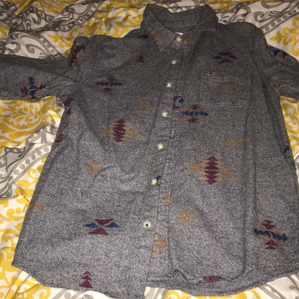 Hollister button up!